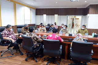 740c1c793912a44bd7956f3eeb0ac2a1