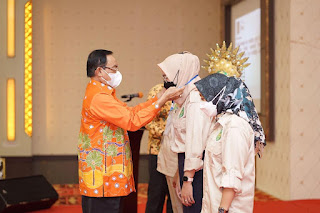 4362cd5f862f233d411ff4bc6c572cc8